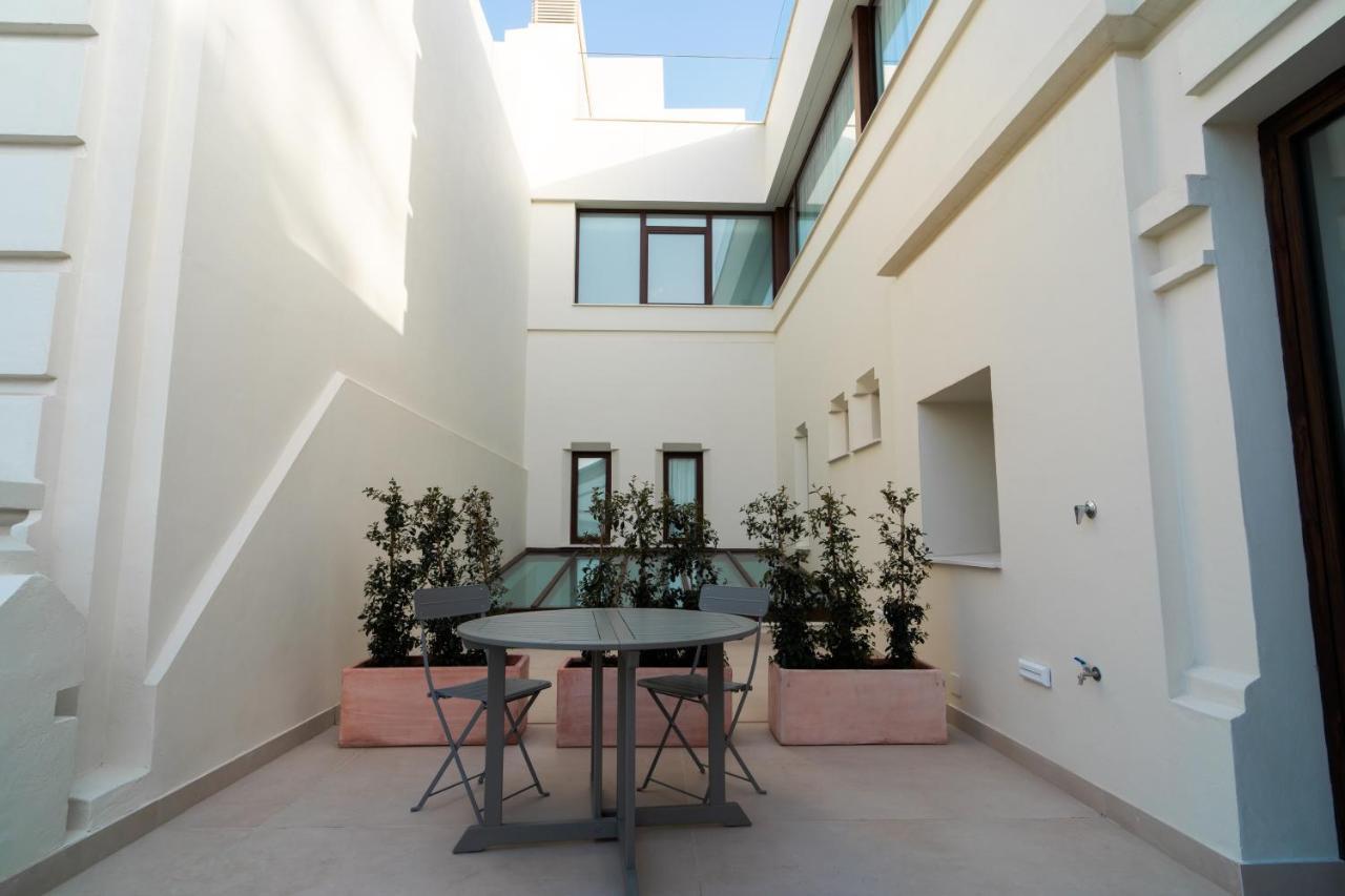 Sanlúcar de Barrameda Cisnes Palace מראה חיצוני תמונה